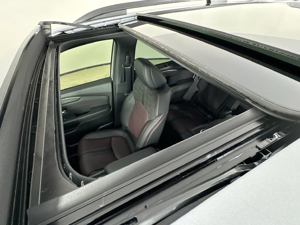 New 2026 Solar Silver Metallic Honda Black Edition image 30