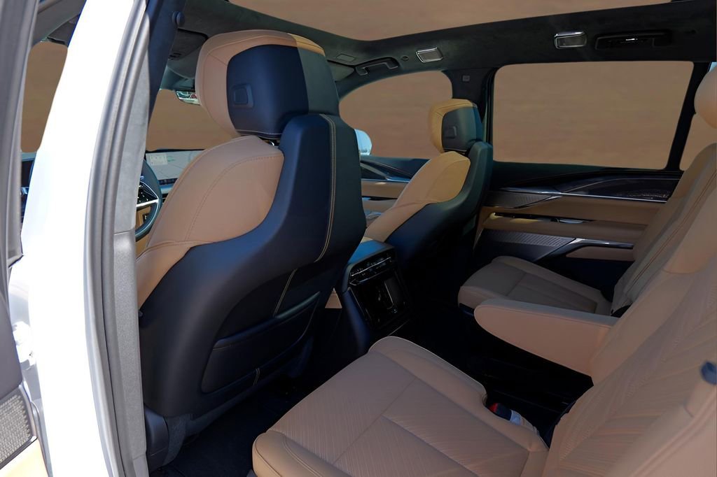 2025 Cadillac Escalade IQ Sport 2 - Photo 14