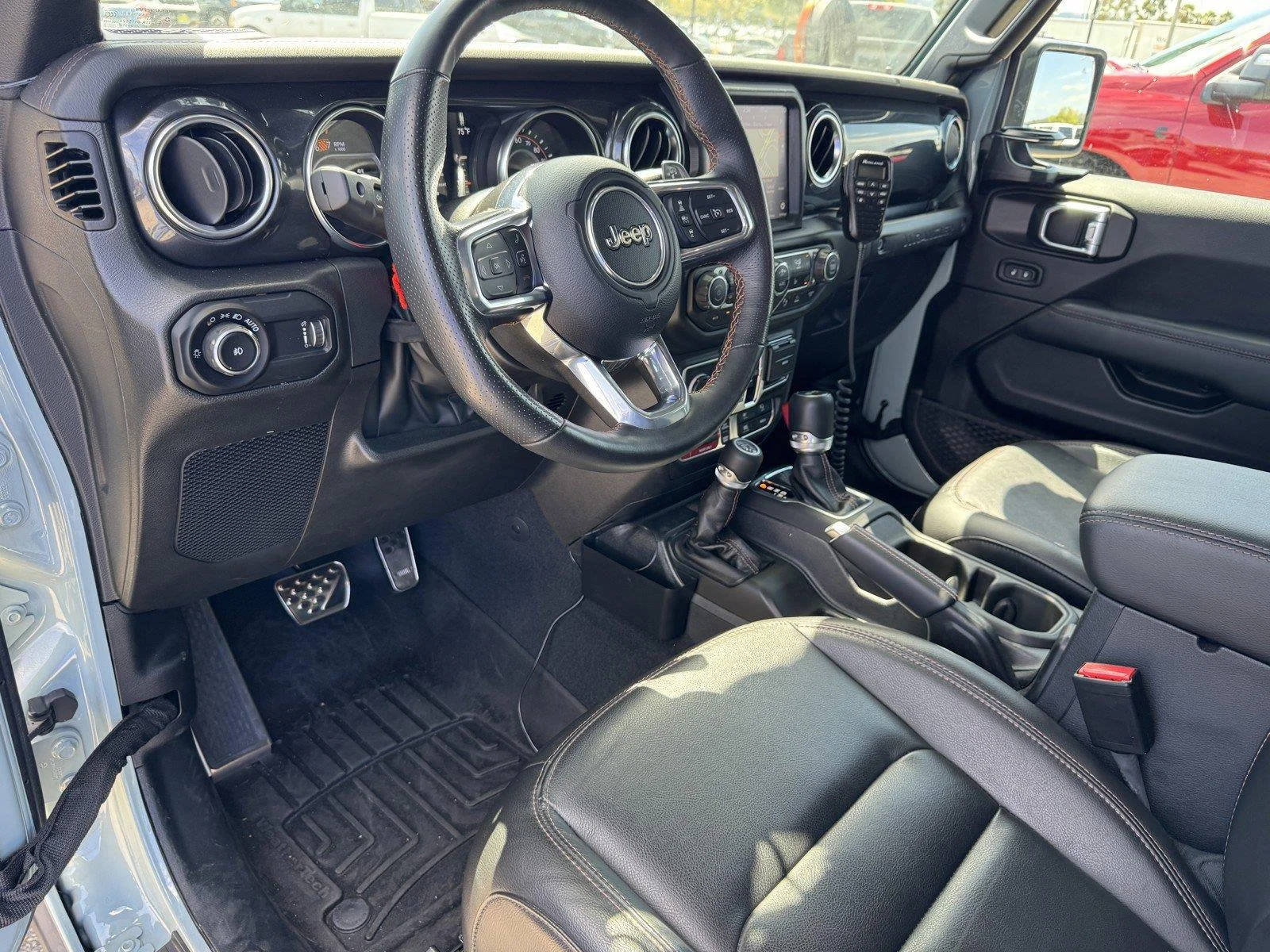 Certified Used 2023 Earl Clearcoat Jeep Rubicon 392 image 36