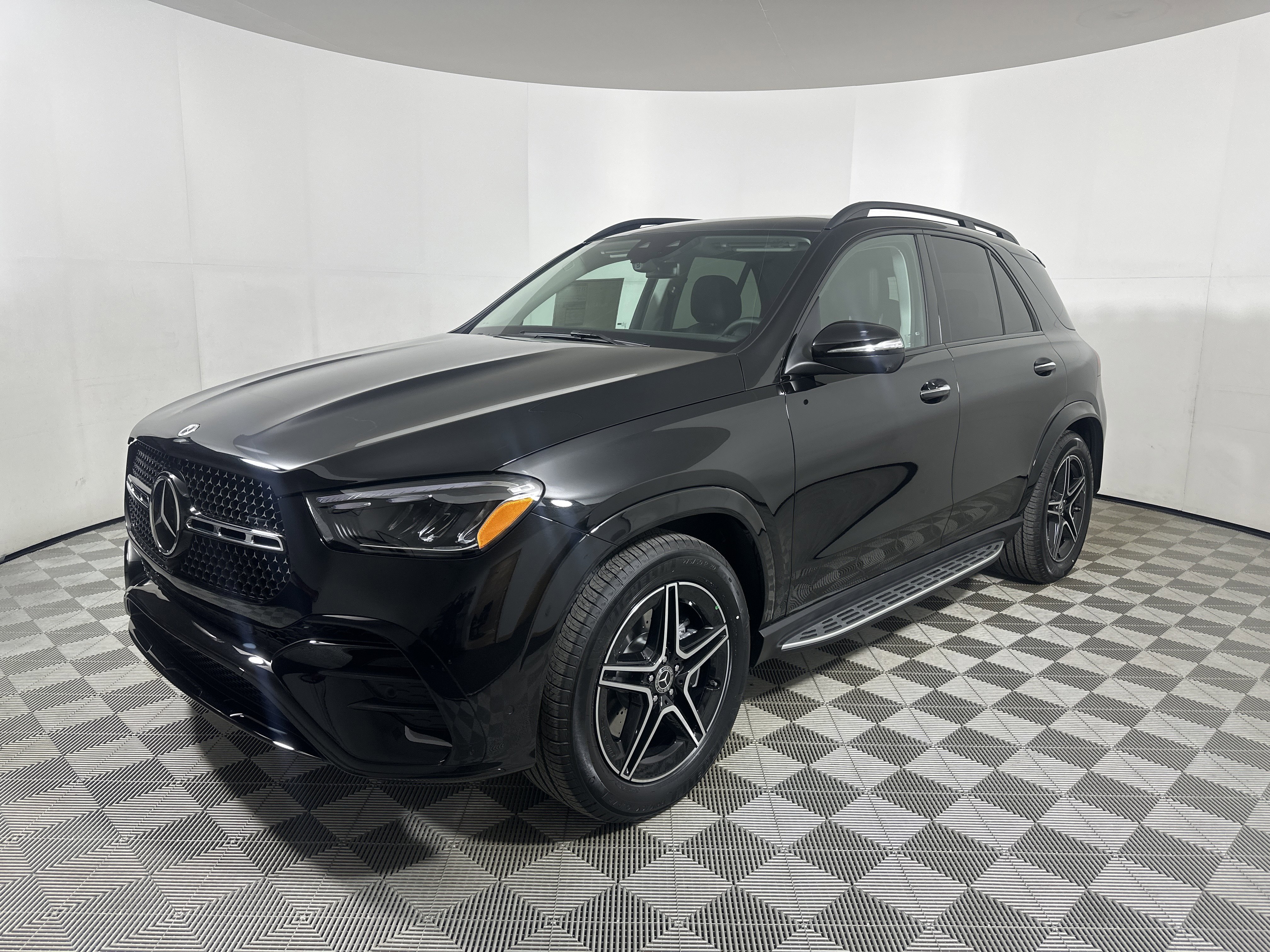 New 2026 Obsidian Black Metallic Mercedes-Benz GLE 450 image 30
