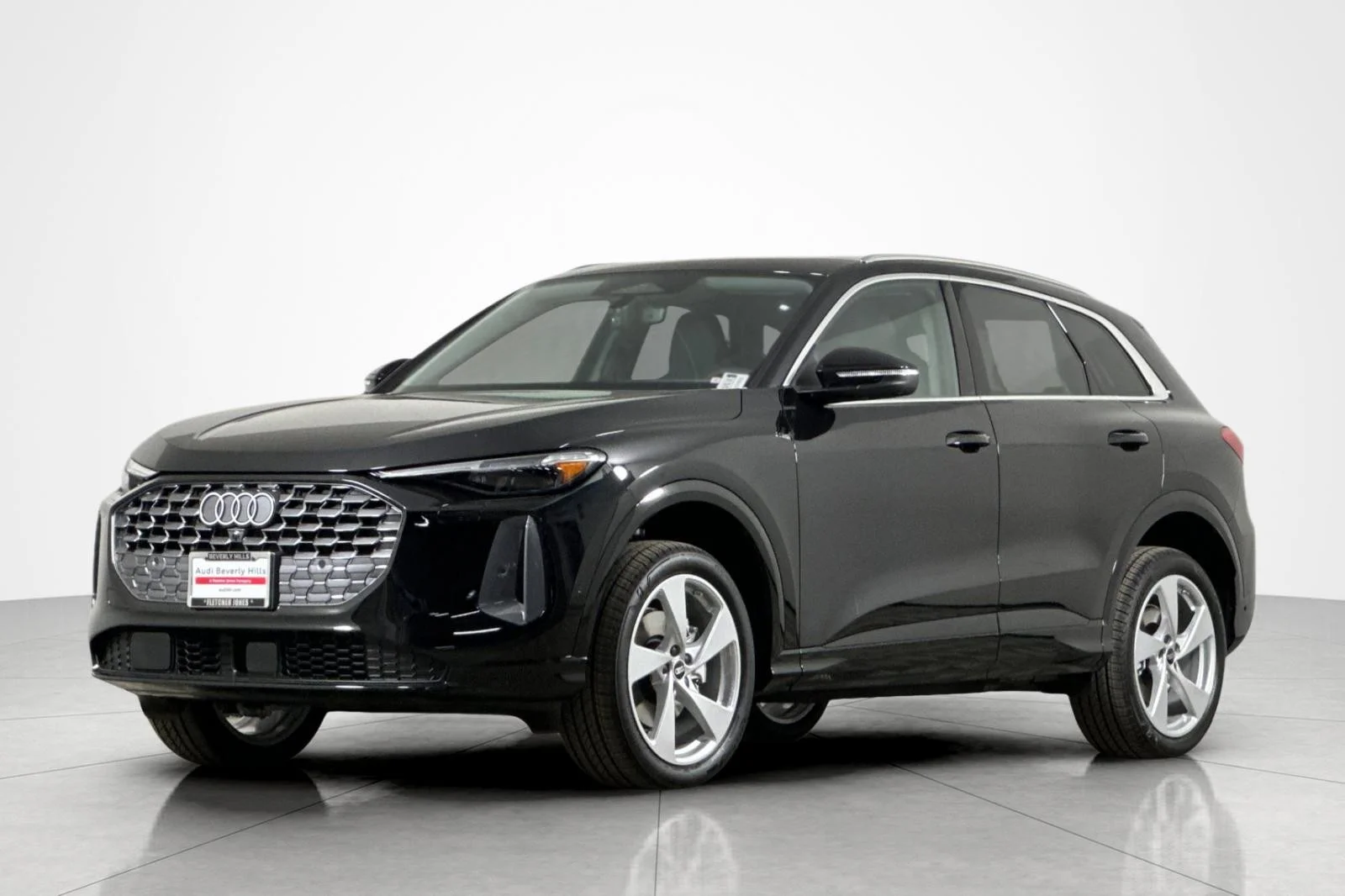 2026 Audi Q5 Premium Plus quattro's photo