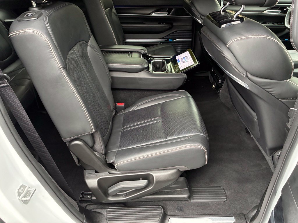 Used 2024 White Jeep Series II image 18