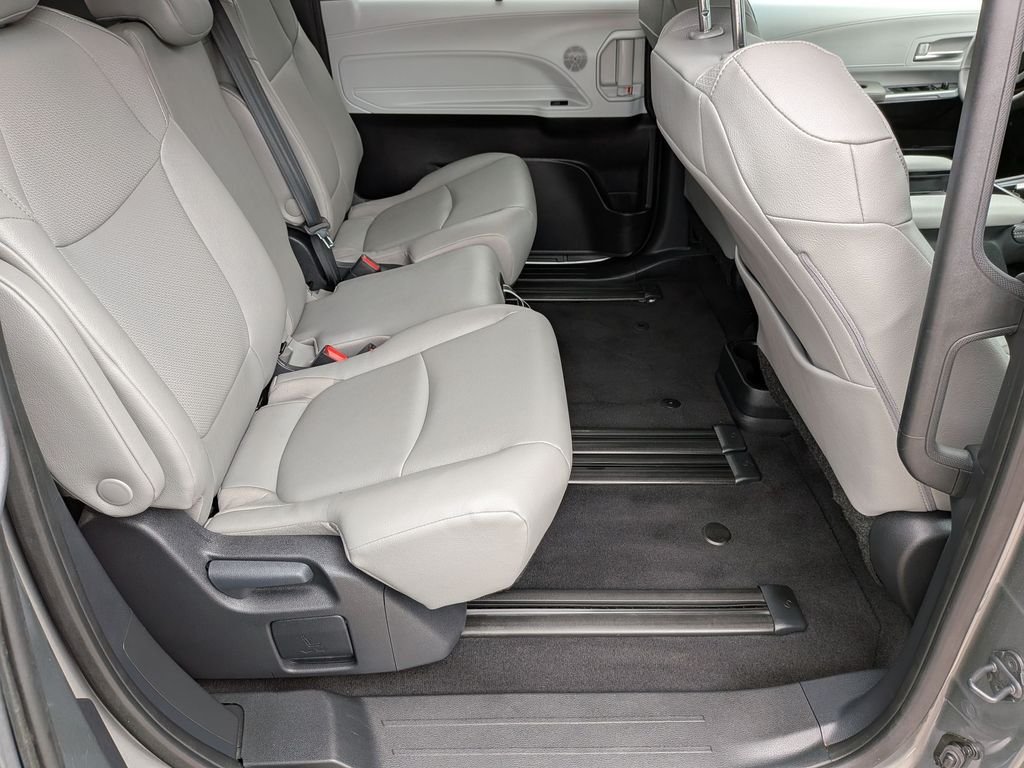 Used 2026  Toyota XLE image 18