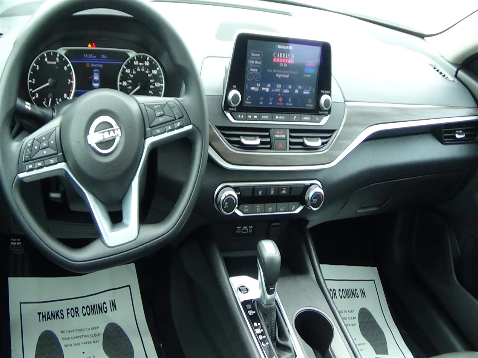 Used 2025 Bluestone Pearl (rcf) Nissan 2.5 SV image 12
