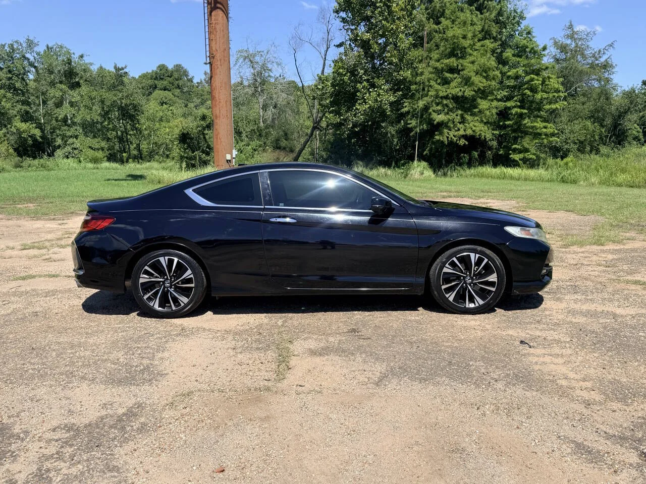 Used 2016 Black Honda EX L V6 2dr Coupe 6A image 6