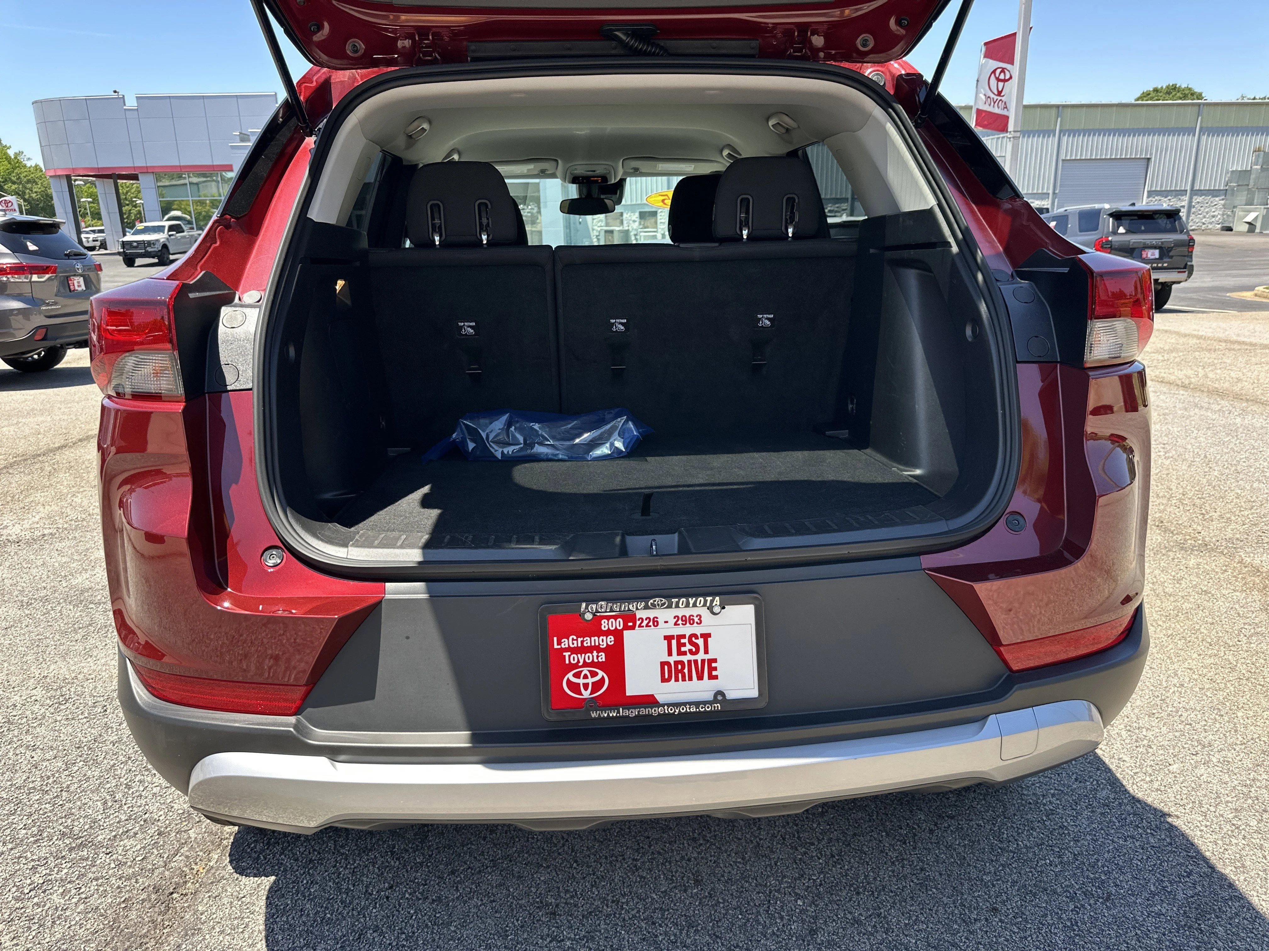 Used 2025 Crimson Metallic Chevrolet LT image 19