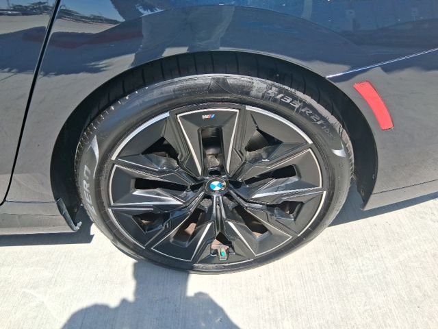 Used 2023 Black BMW 740i image 23