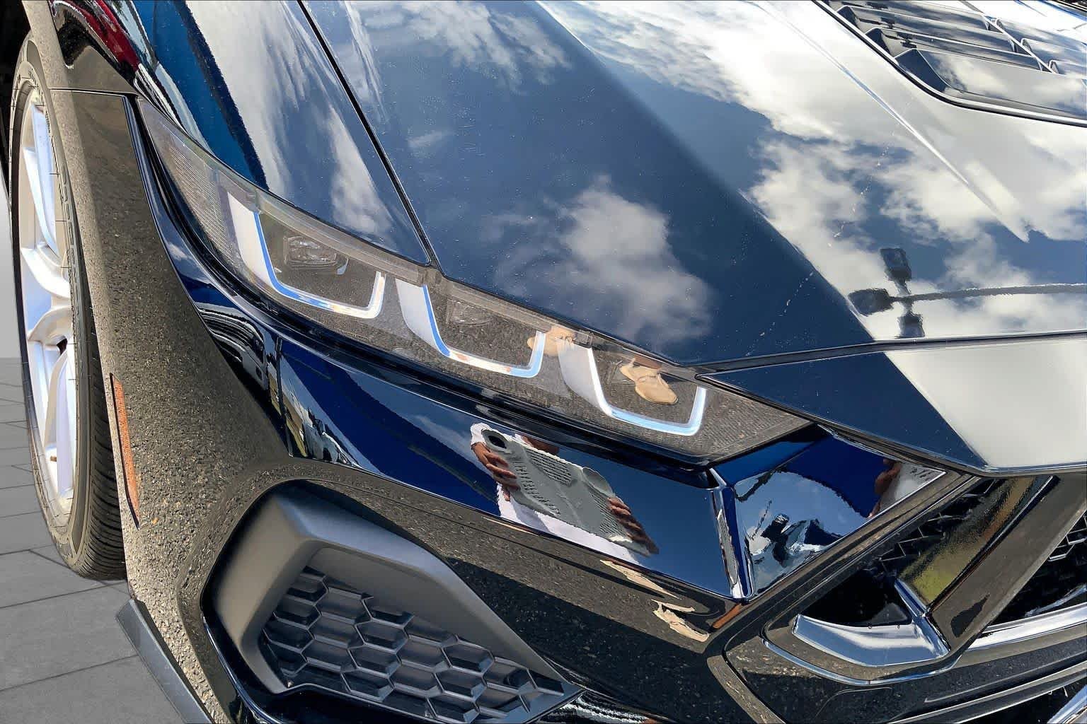 Used 2024 Shadow Black Ford GT Premium image 28