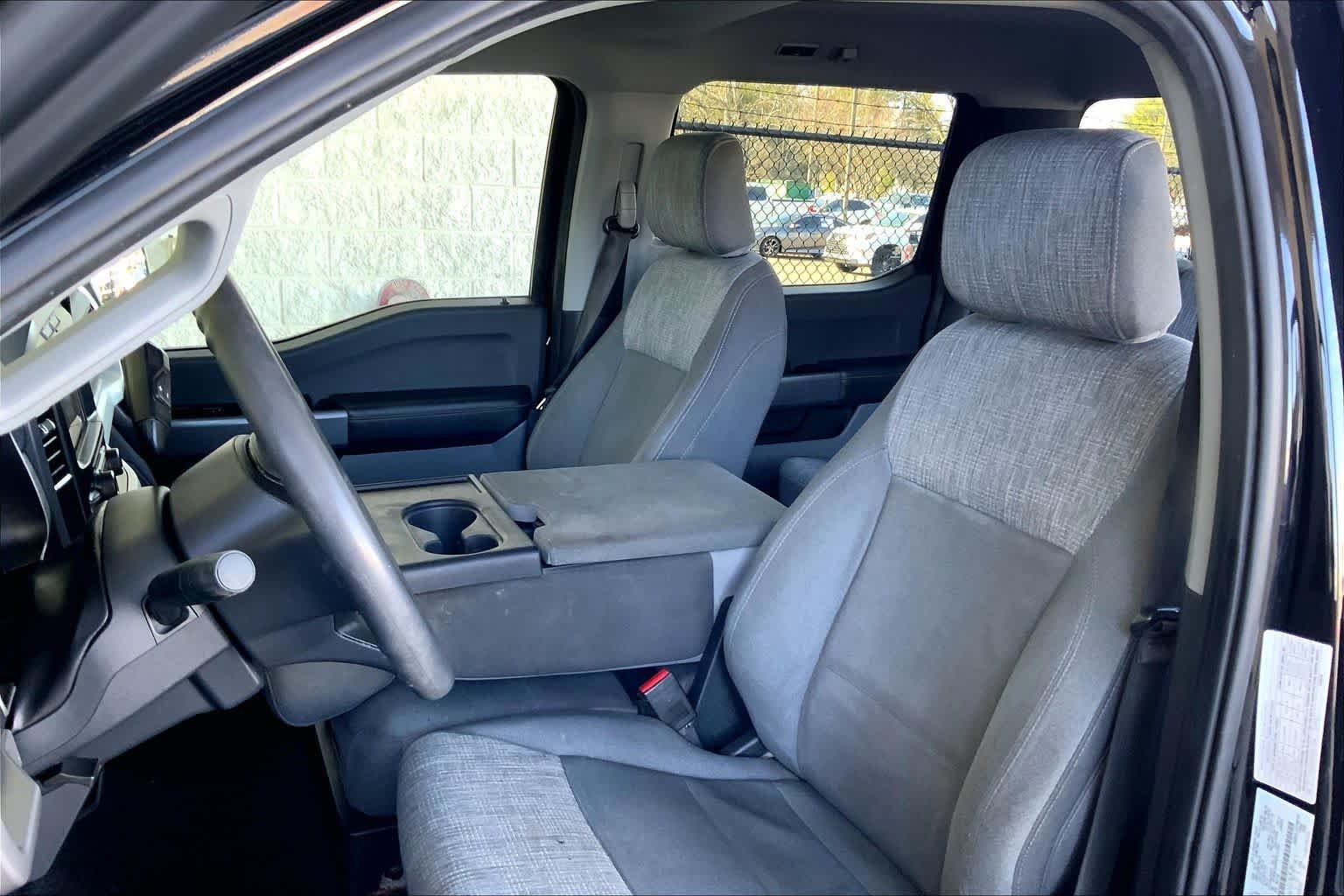 Used 2022 Agate Black Metallic Ford XLT image 16