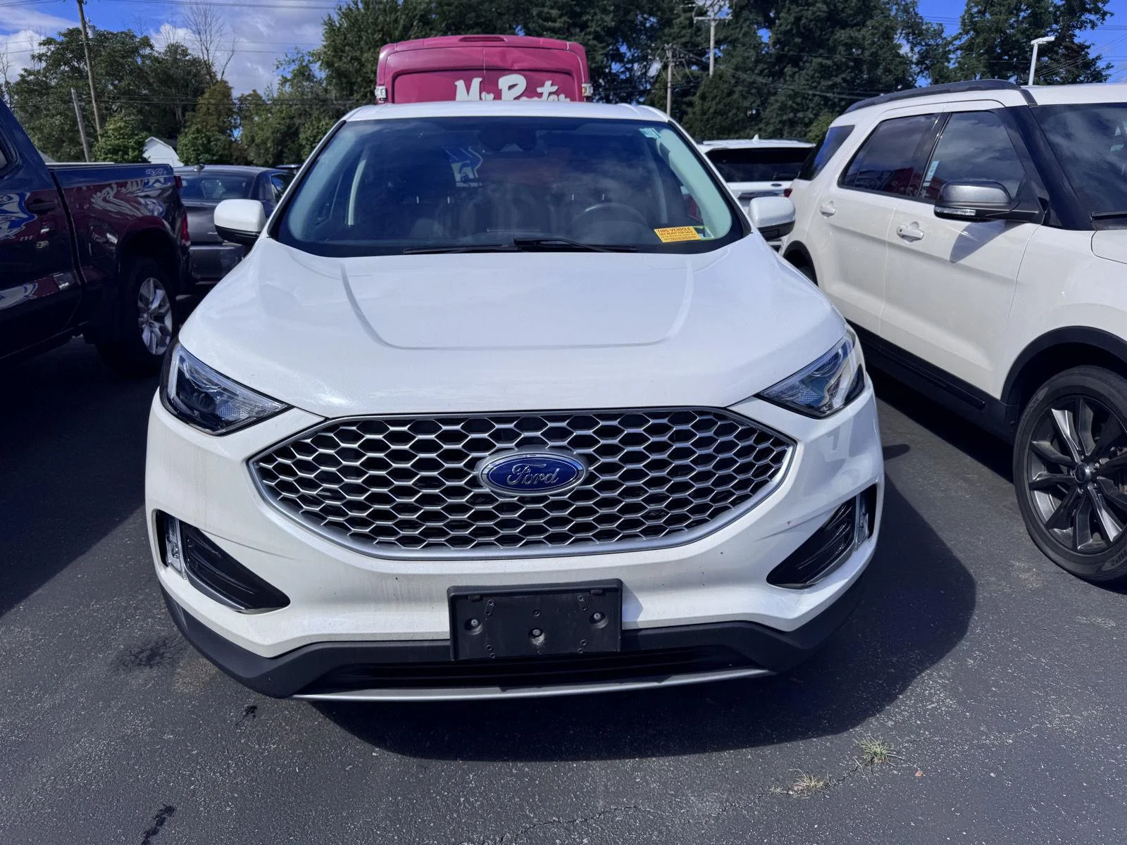 Used 2024 Star White Metallic Tri-Coat Ford SEL image 2