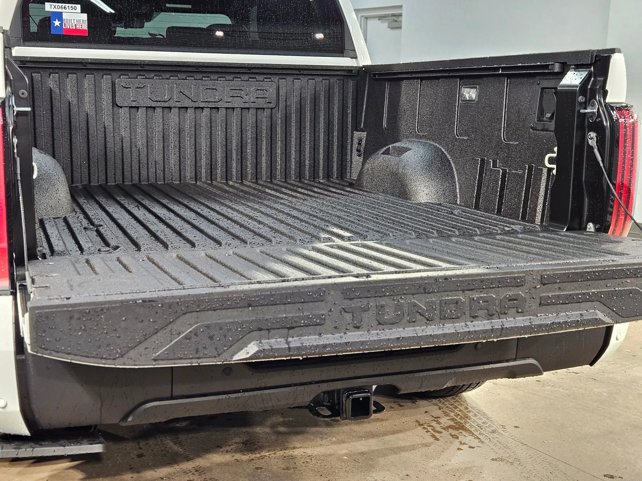 2026 Toyota Tundra Limited - Photo 22