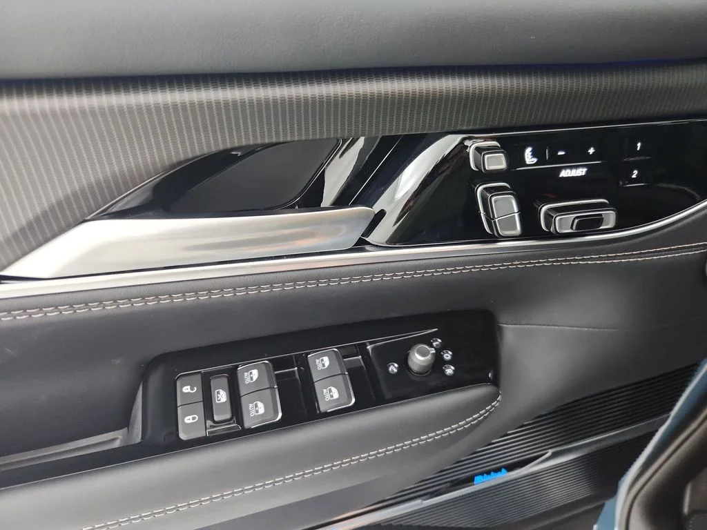 New 2026 Steel Blue Jeep Summit Obsidian image 20