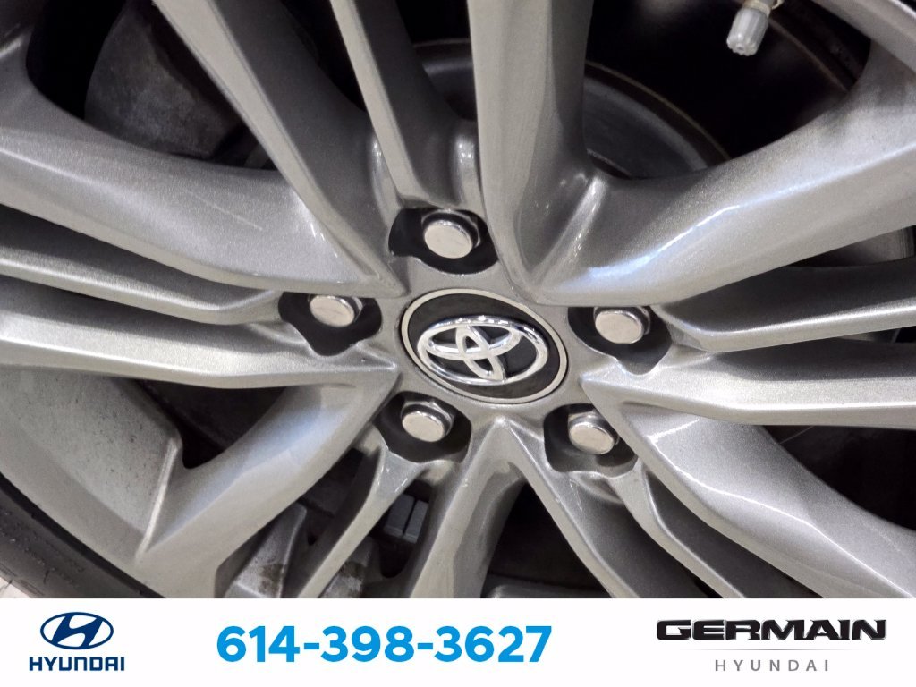 Used 2017 Blue Toyota SE image 13