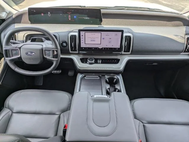 New 2026 Oxford White Ford Active image 49