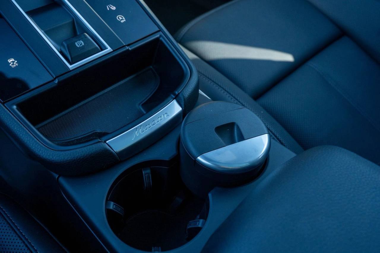 Used 2026  Porsche  image 31