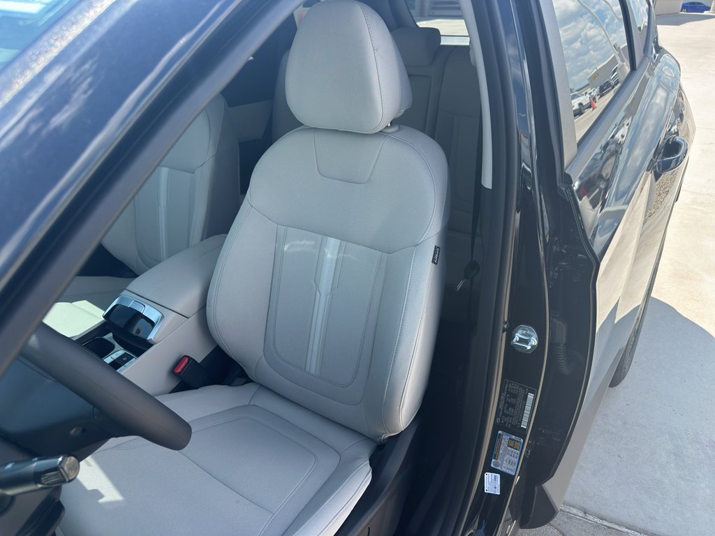 New 2026 Phantom Black Hyundai SEL image 26