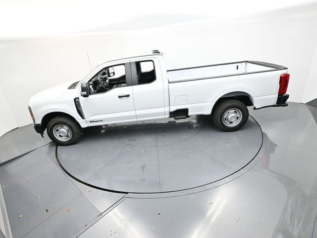 New 2026 Oxford White Ford F-350® XL image 21