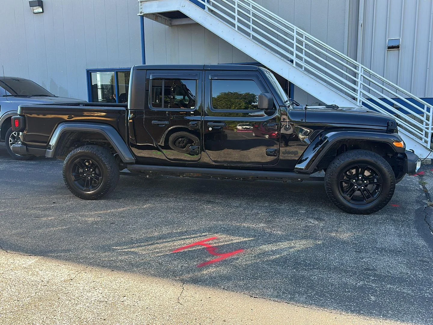Used 2021 Black Clearcoat Jeep Sport S image 4