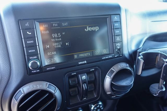 Used 2017 Silver Jeep Unlimited Sport image 20