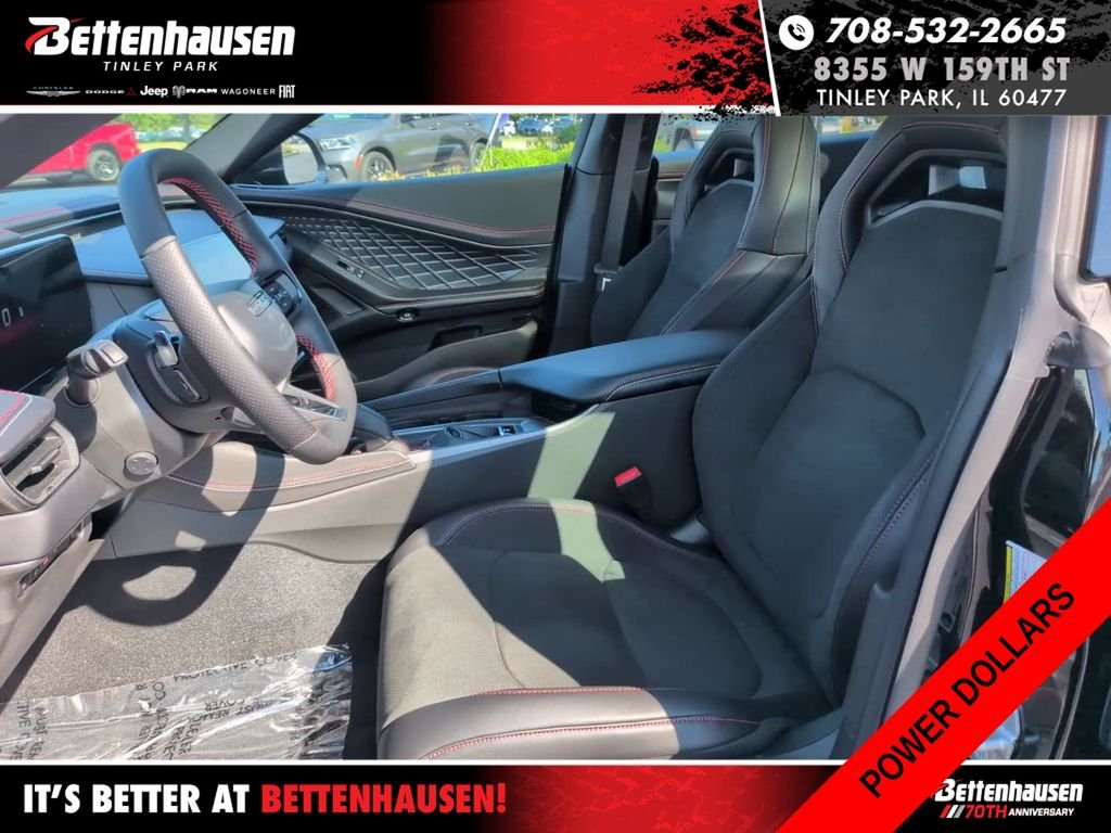 New 2026 Diamond Black Crystal Pearlcoat Dodge R/T Plus image 16