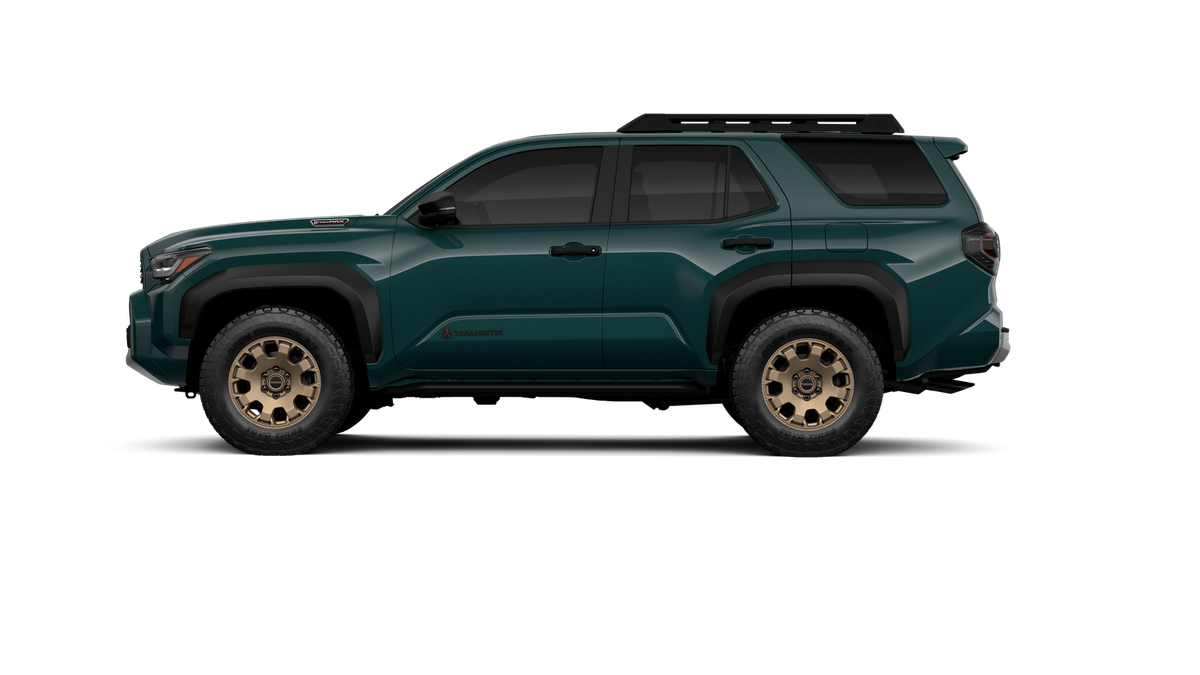 New 2026 Everest Toyota Trailhunter image 4