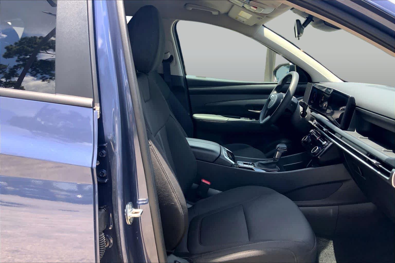 Used 2025 Atlantis Blue Hyundai SEL image 9