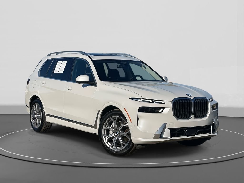 2023 BMW X7