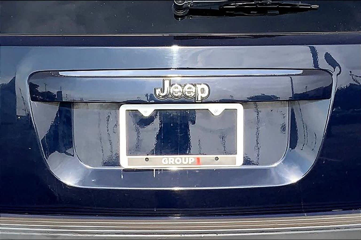 Used 2014 True Blue Pearlcoat Jeep Sport image 31