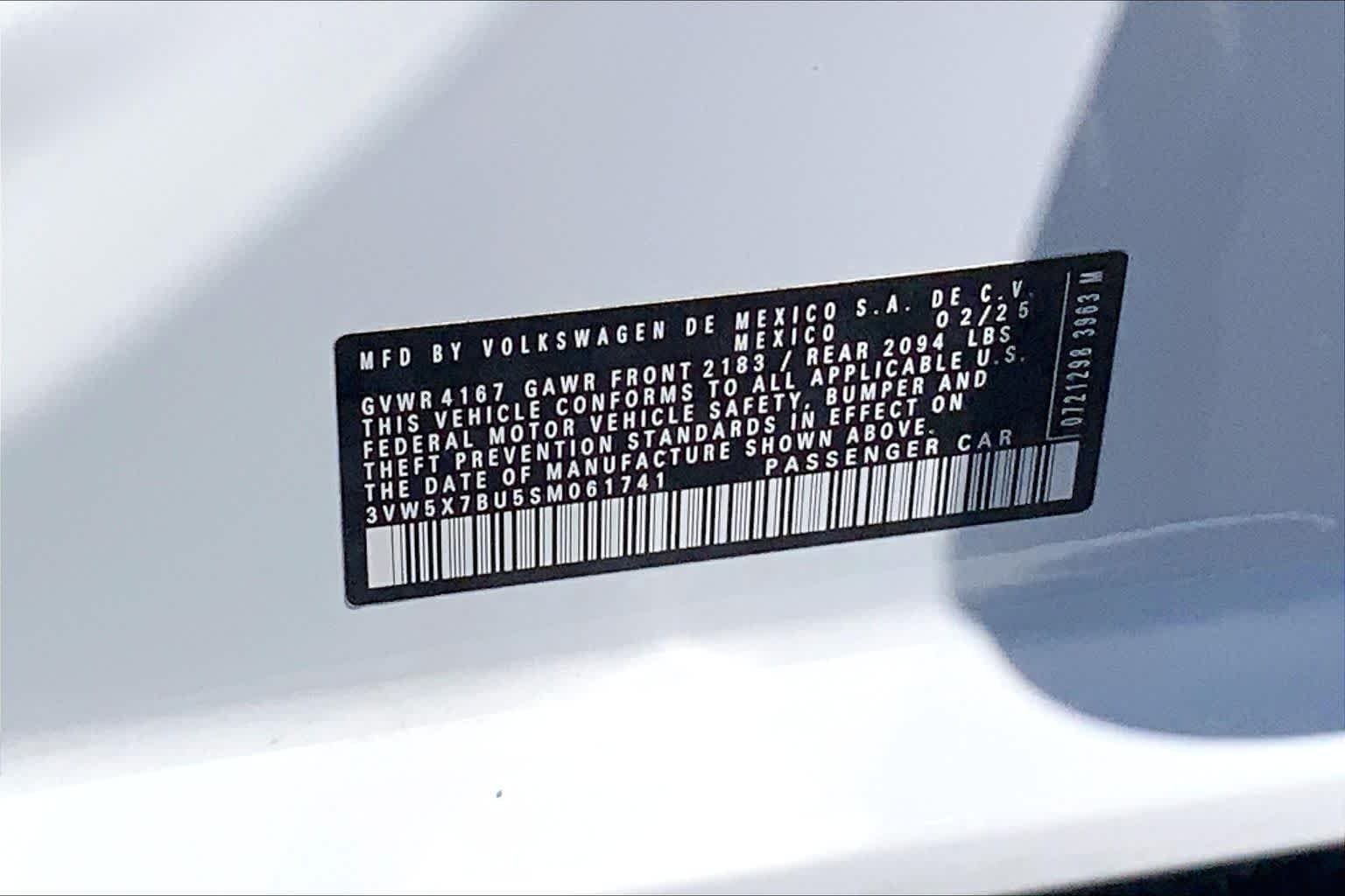 Used 2025 Pure White Volkswagen S image 37