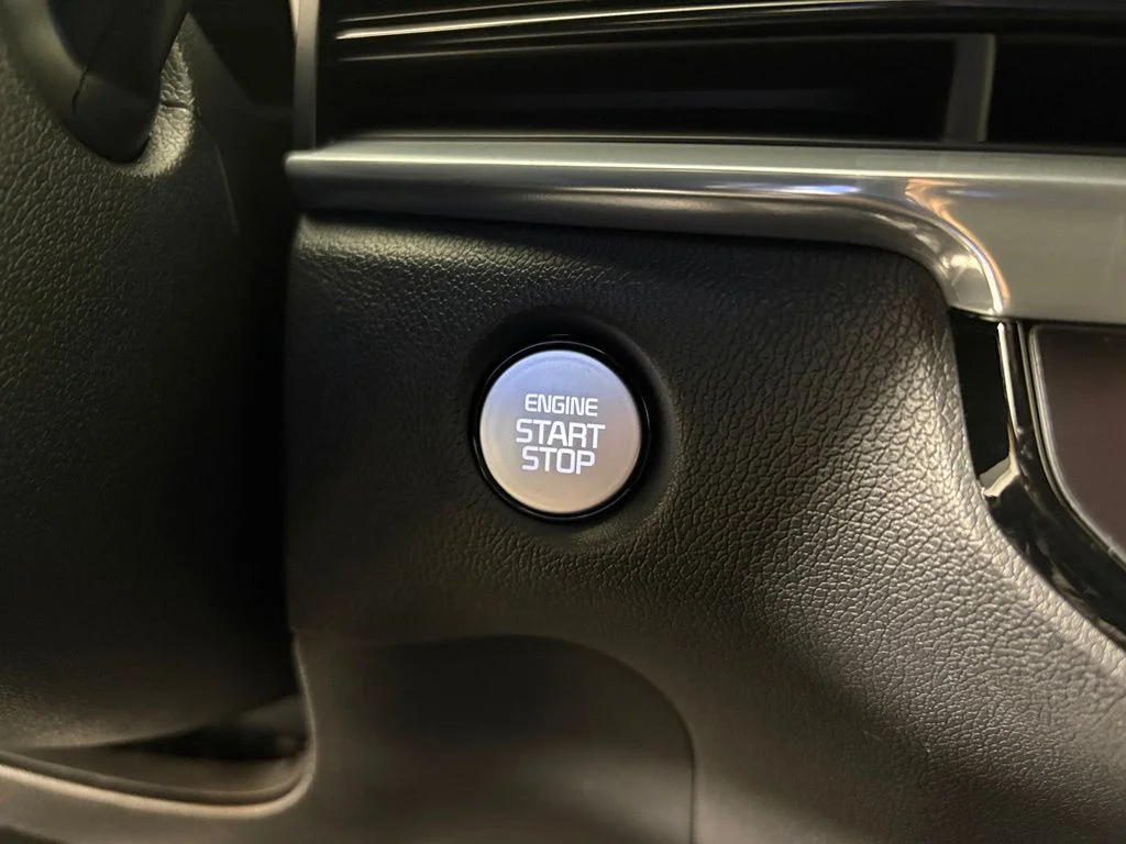 New 2026 Snow White Pearl Kia X-Line SX Prestige AWD image 23