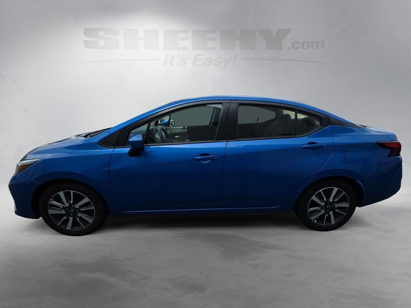 Used 2023 Blue Nissan 1.6 SV image 14