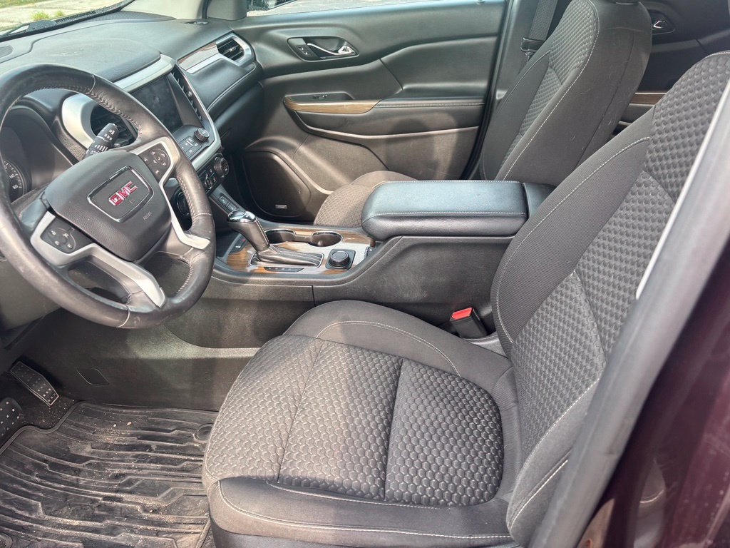 Used 2017 Black Cherry Metallic GMC SLE-2 image 11