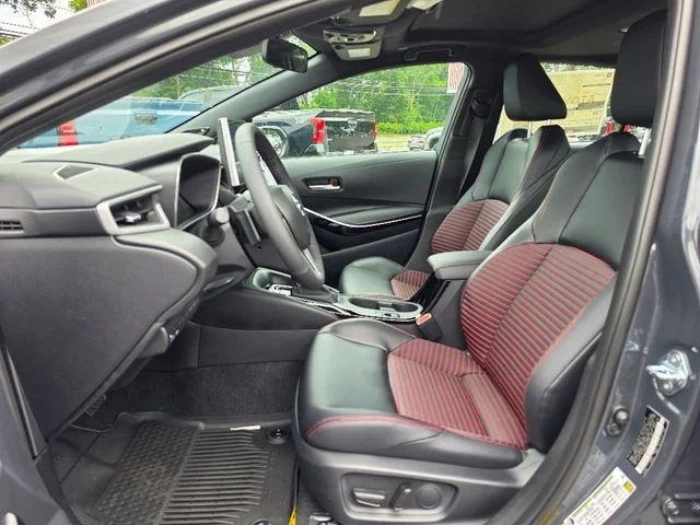 New 2026 Underground with Midnight Black Metallic roof Toyota XSE image 14