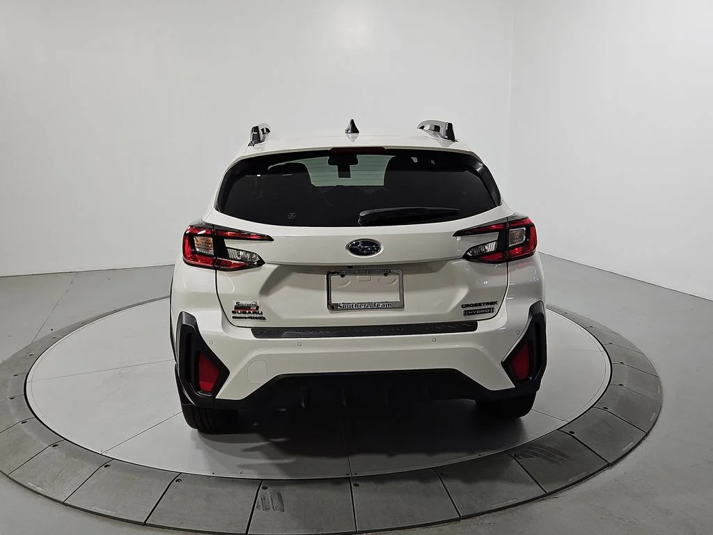New 2026 CRYSTAL WHITE PEARL Subaru Limited Hybrid image 4