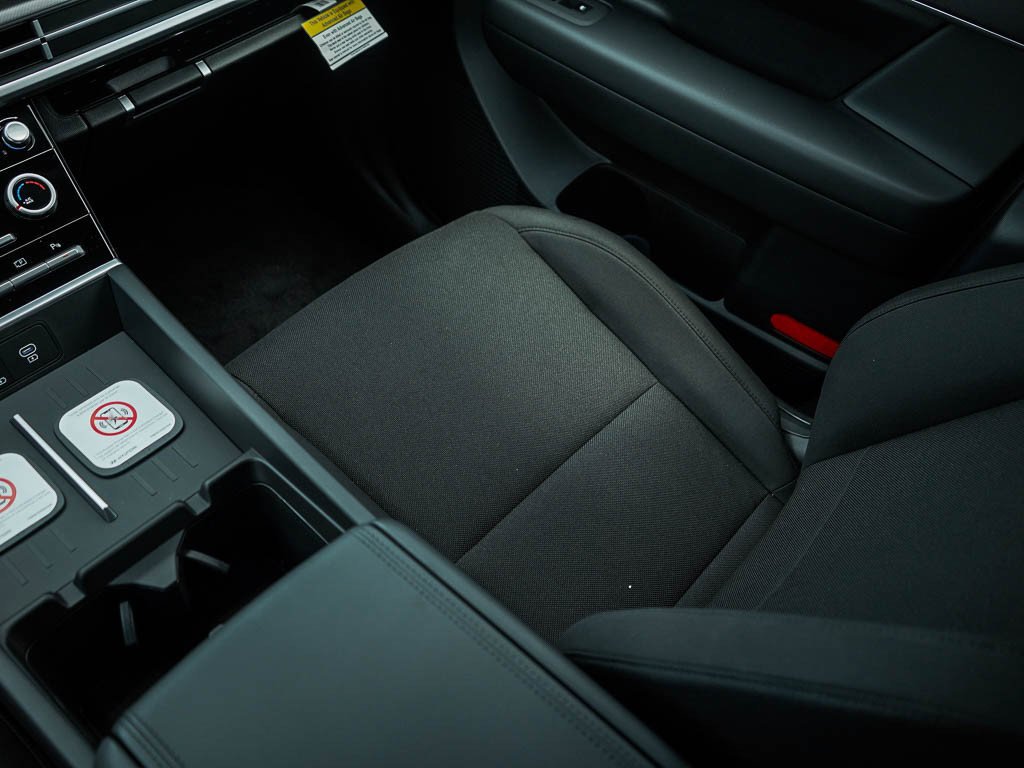 New 2026 Phantom Black Hyundai SE AWD image 26