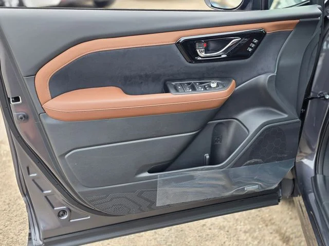 New 2026 MAGNETITE GRAY METALLIC Subaru Touring image 22