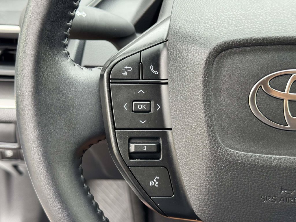 Used 2026 Beige Toyota LE image 12