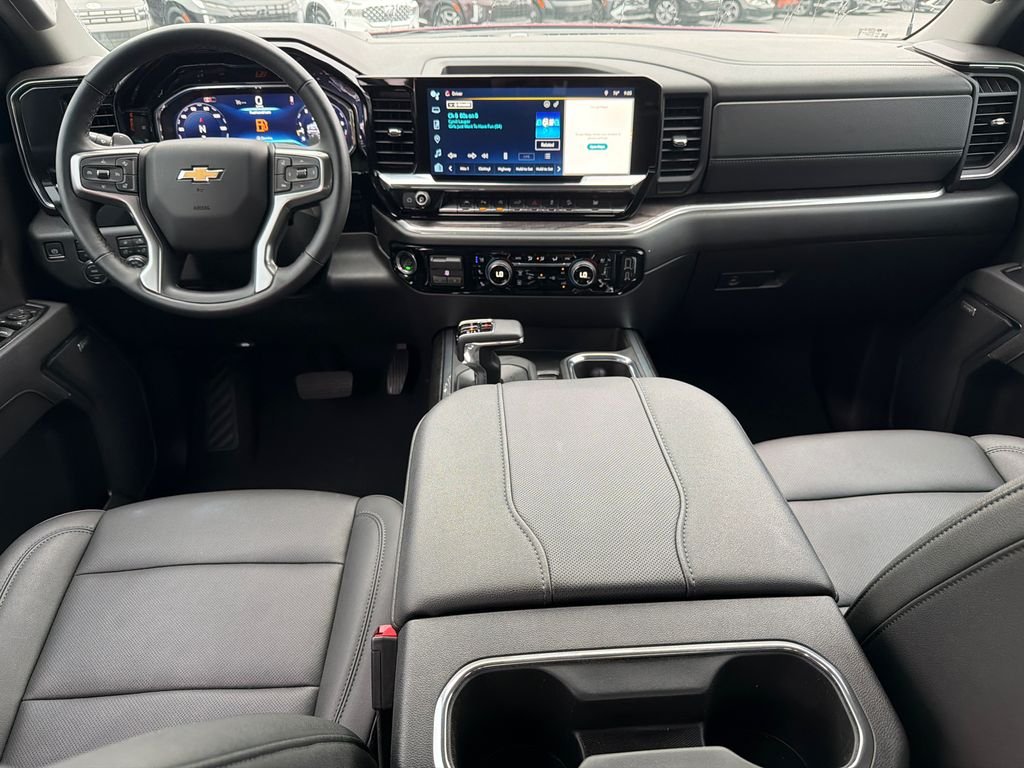 2025 Chevrolet Silverado 1500 LTZ - Photo 22