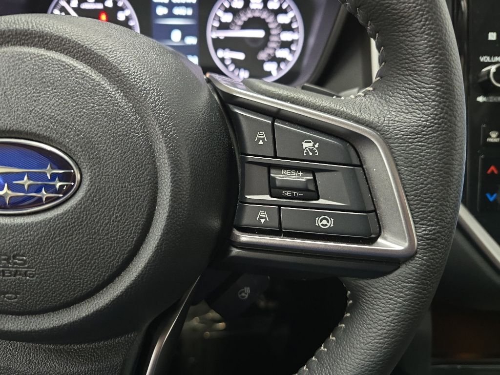 2025 Subaru Ascent Limited - Photo 21