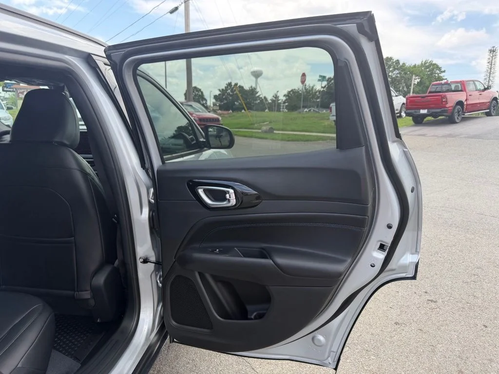 New 2026 Silver Jeep Latitude image 34