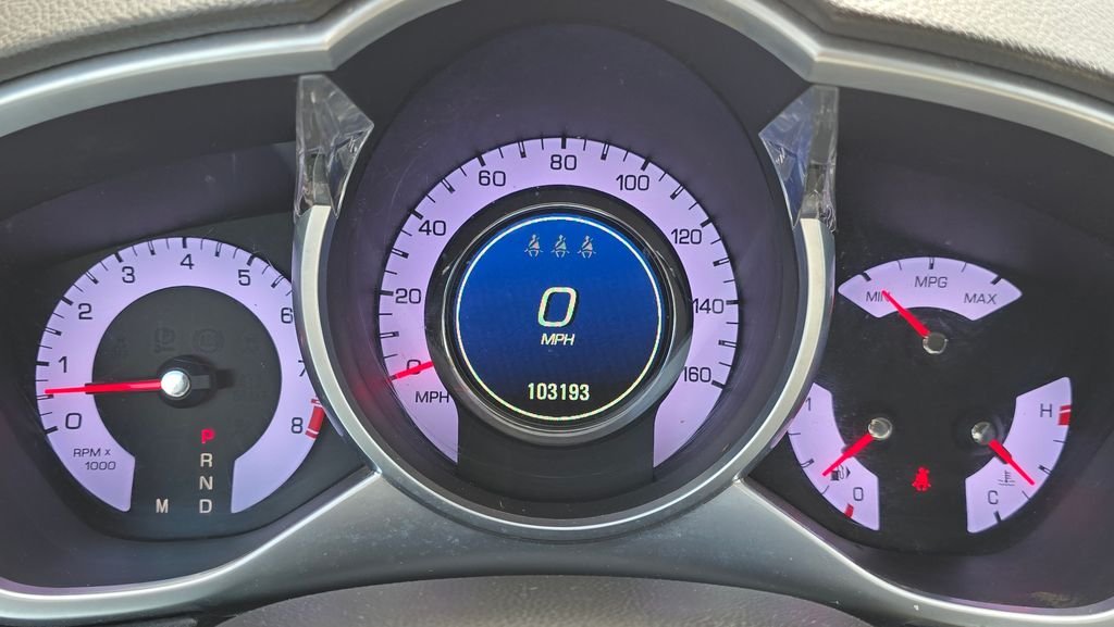 Used 2012 Radiant Silver Metallic Cadillac Luxury image 29