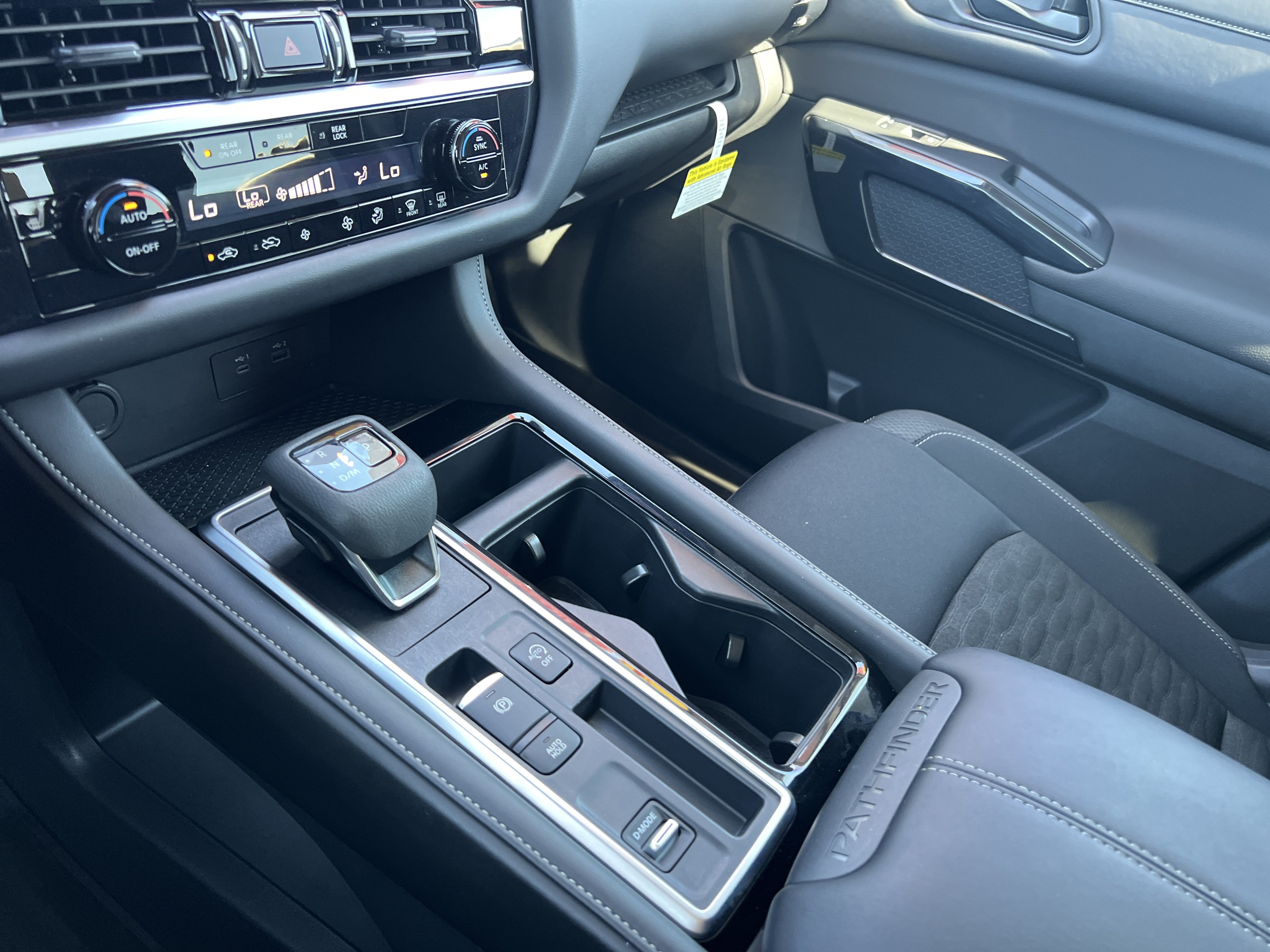 Used 2025 Deep Ocean Blue Pearl Nissan SV image 26