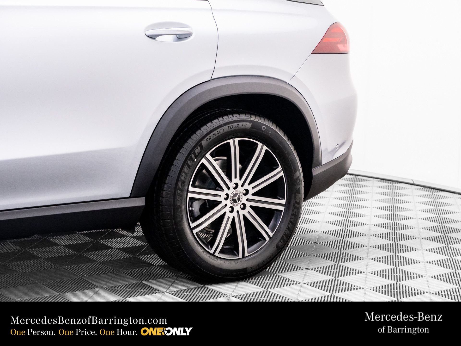 New 2026 Cirrus Silver Metallic Mercedes-Benz GLE 350 image 36