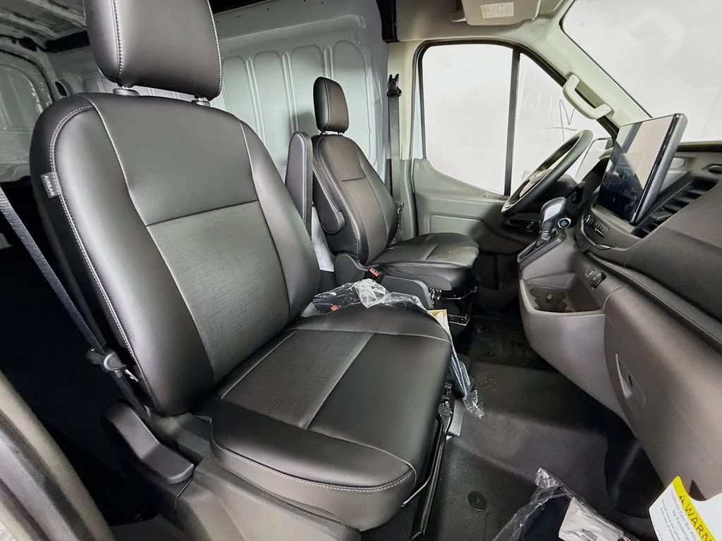 New 2026 Oxford White Ford Cargo Van image 25