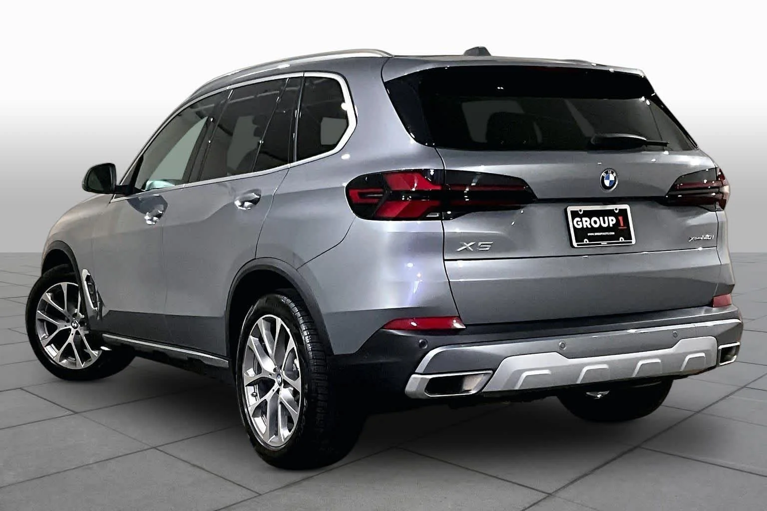 Certified Used 2024 Skyscraper Grey Metallic BMW xDrive40i image 11