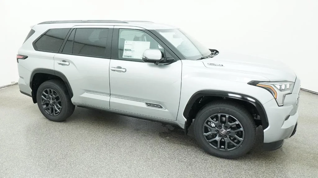 New 2026 Celestial Silver Metallic Toyota Platinum image 12