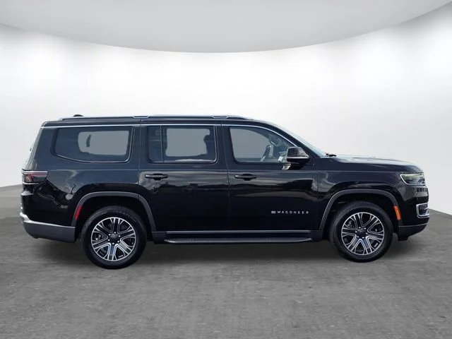 Certified Used 2022 Diamond Black Jeep Series III image 3