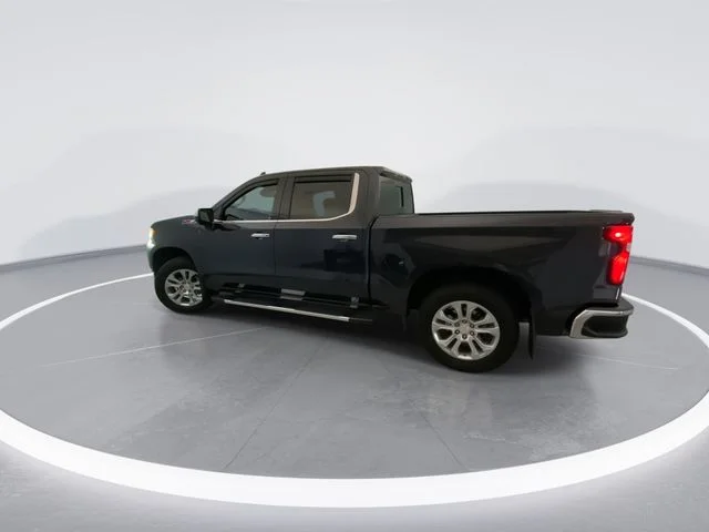 Used 2024 Gray Chevrolet LTZ image 5