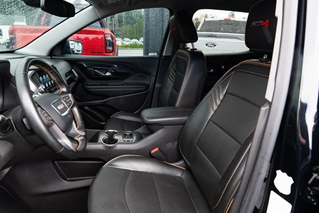 Used 2023 Black GMC AT4 image 17