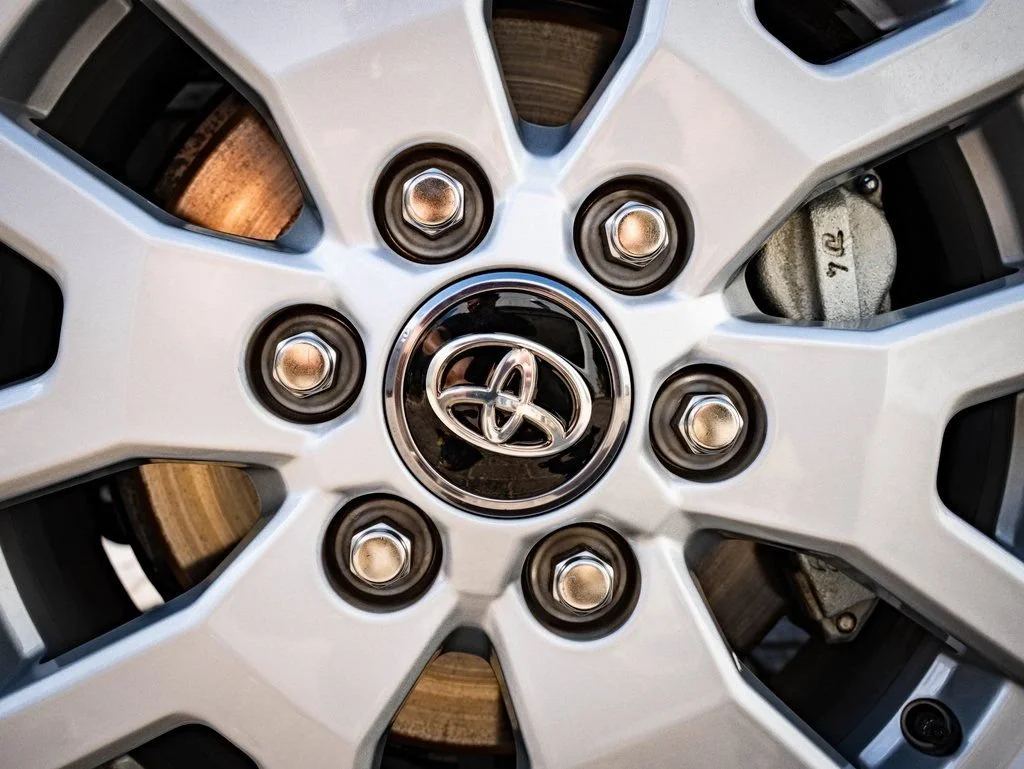 Used 2025 Underground Toyota SR5 image 8